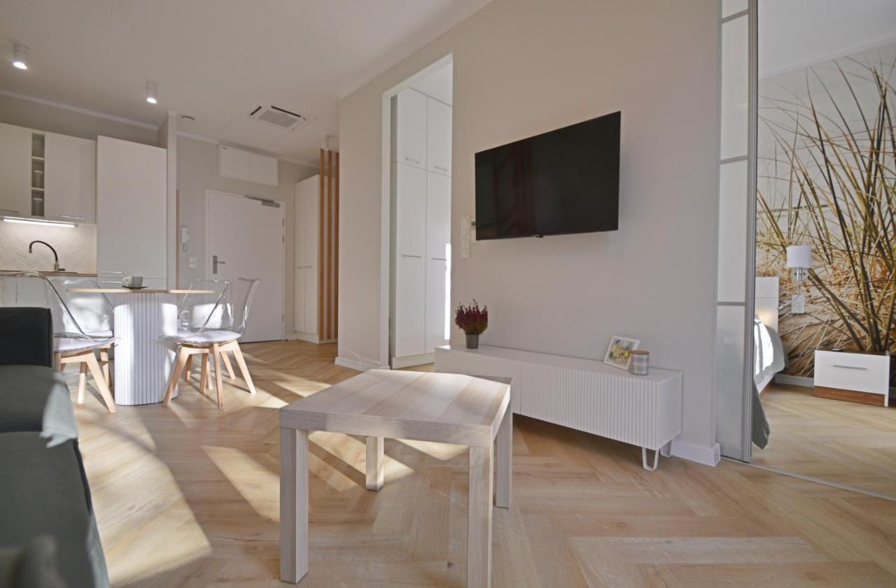 Osiedle Seaside Garden - Apartamenty Bryza Z Garazem, 100M Od Promenady Swinoujscie Bagian luar foto