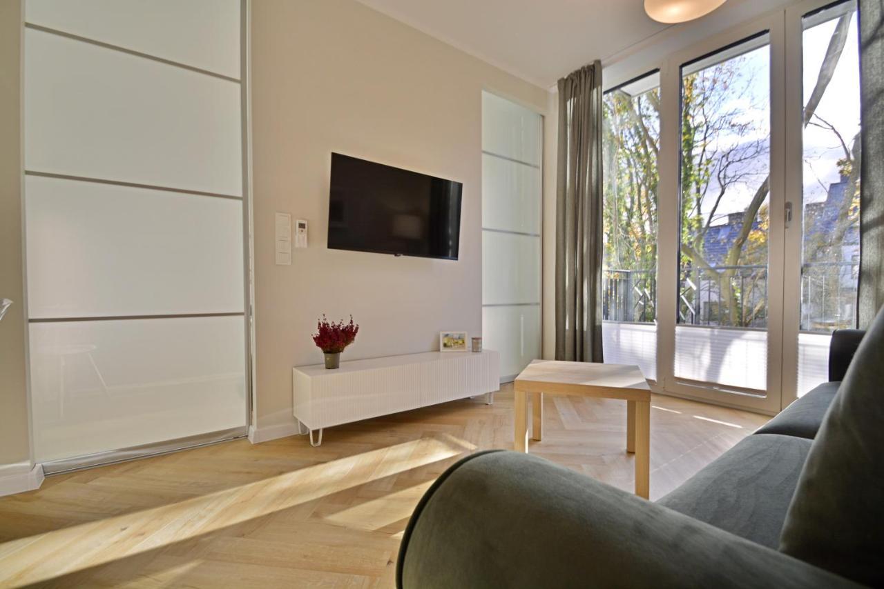 Osiedle Seaside Garden - Apartamenty Bryza Z Garazem, 100M Od Promenady Swinoujscie Bagian luar foto