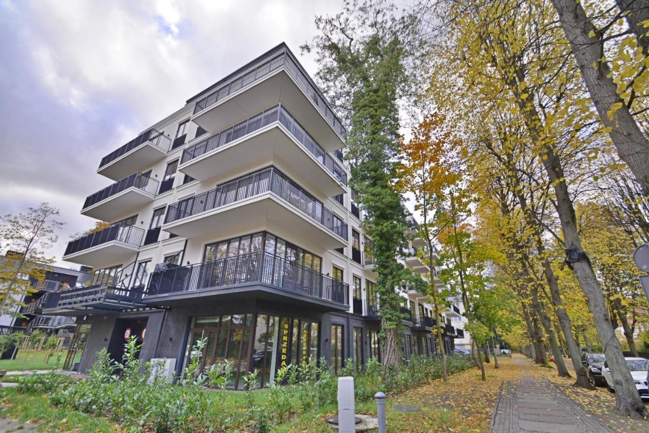 Osiedle Seaside Garden - Apartamenty Bryza Z Garazem, 100M Od Promenady Swinoujscie Bagian luar foto